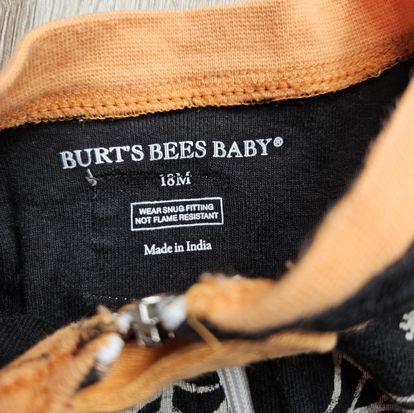 HALLOWEEN Burt's Bees Zippy Footie Size 18 Months Black With Spider Webs - Picture 4 of 6